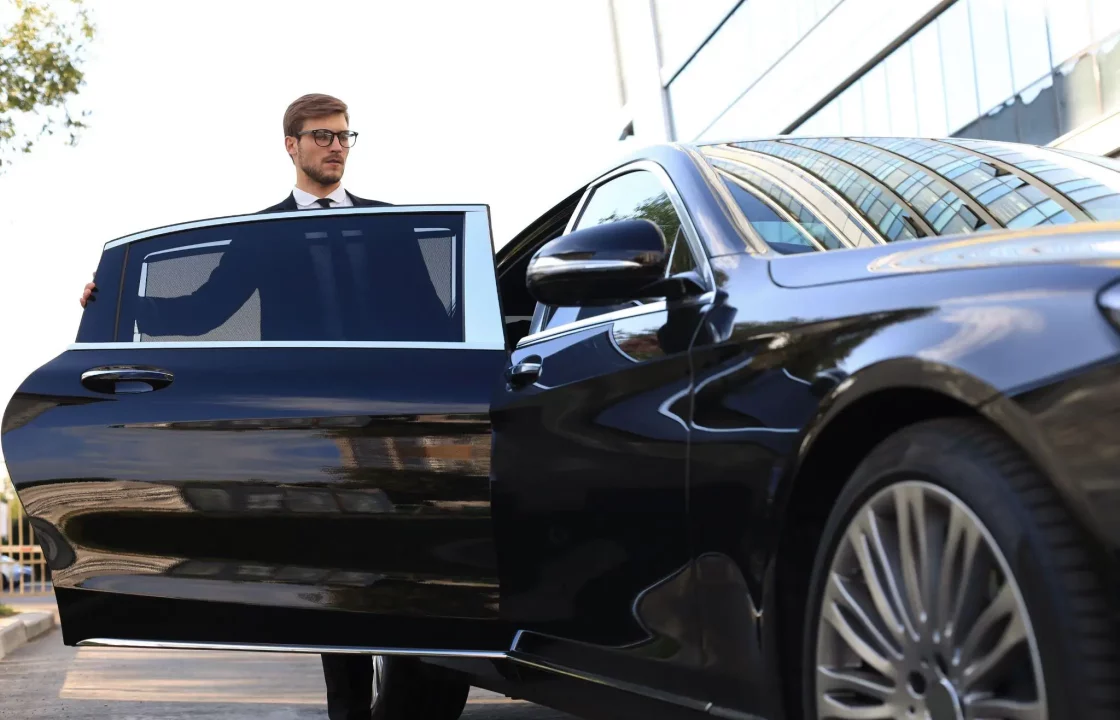 hire a car now