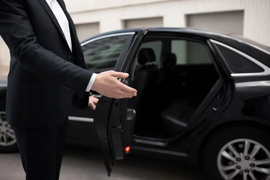 luxury car hire in melbourne