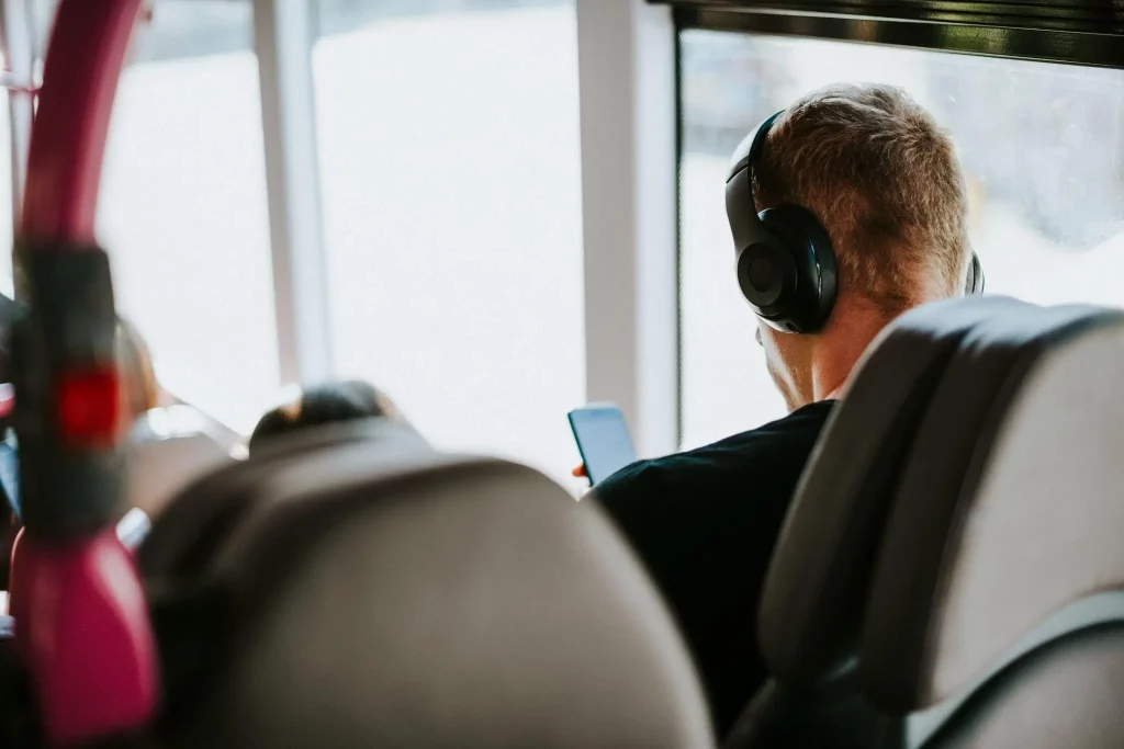 airport bus from melbourne