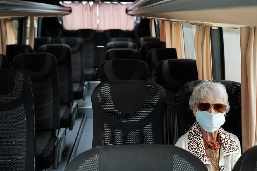 airport bus from melbourne